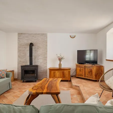 Vila Old House Grota By Guide