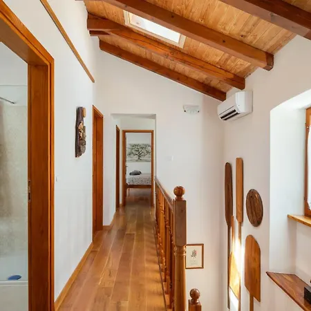 Old House Grota By Guide